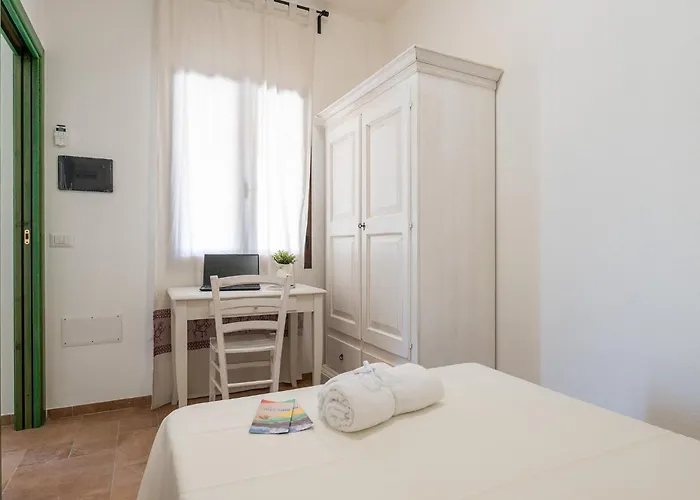 Euforbia Complex 3* Santa Lucia (Sardinia)