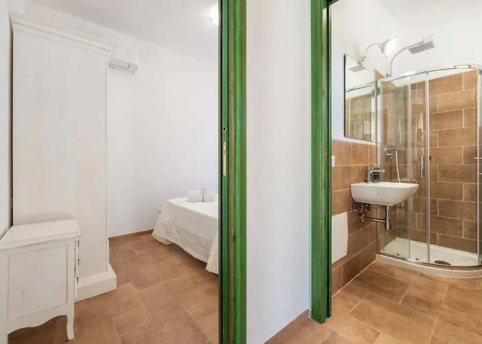 Euforbia Complex Guest house Santa Lucia (Sardinia)