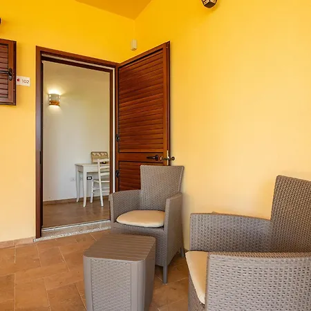 Euforbia Complex 桑塔露琪亚